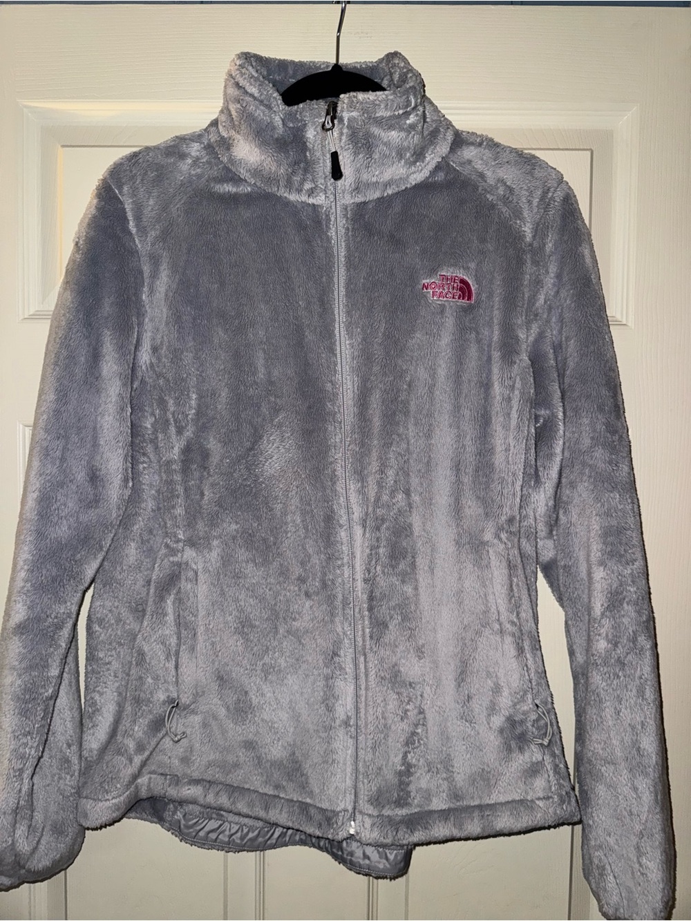 The North Face Light Gray Plush Full-Zip Teddy Jacket with Pink Logo